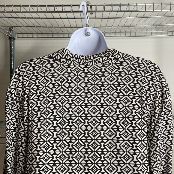 Chico's Women's Black White Geometric Faux Wrap Tunic Top‎ Size 3 XL Old Money - Picture 9 of 10